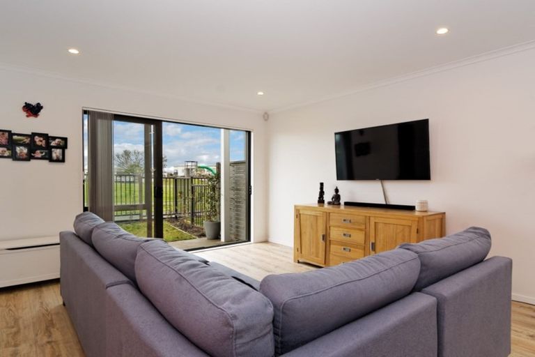 Photo of property in 30 Whenuapai Drive, Whenuapai, Auckland, 0618