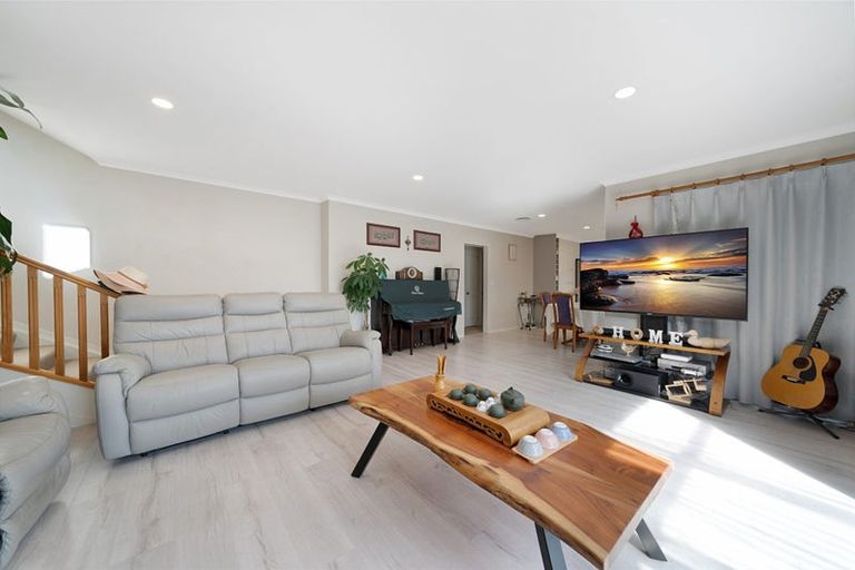 Photo of property in 37a Willerton Avenue, New Lynn, Auckland, 0600