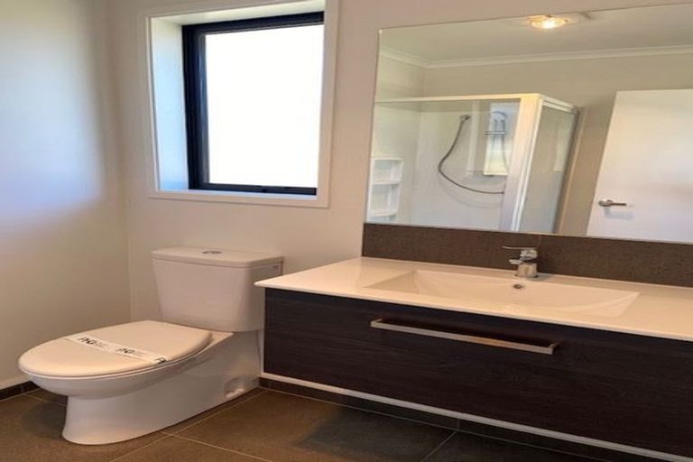 Photo of property in 20 Broadway Parade, Rolleston, 7615