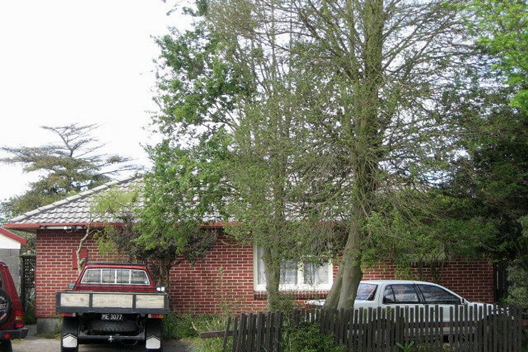 Photo of property in 10 Hannah Place, Redwood, Christchurch, 8051