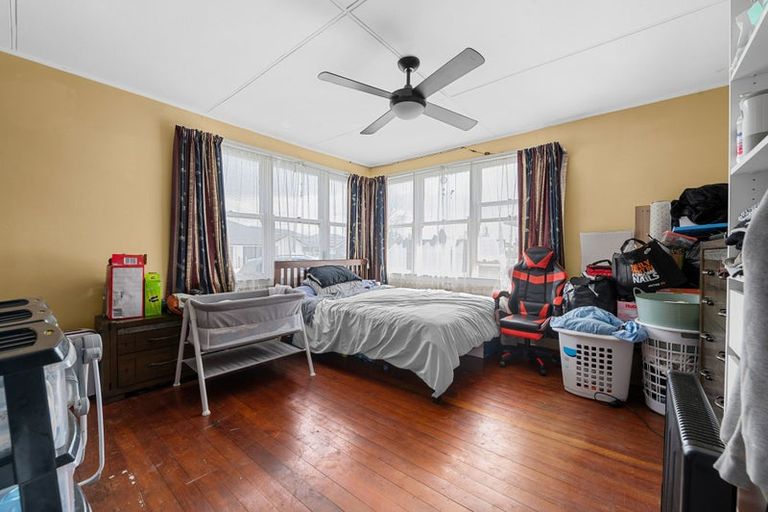 Photo of property in 43 Ross Crescent, Fairfield, Hamilton, 3214