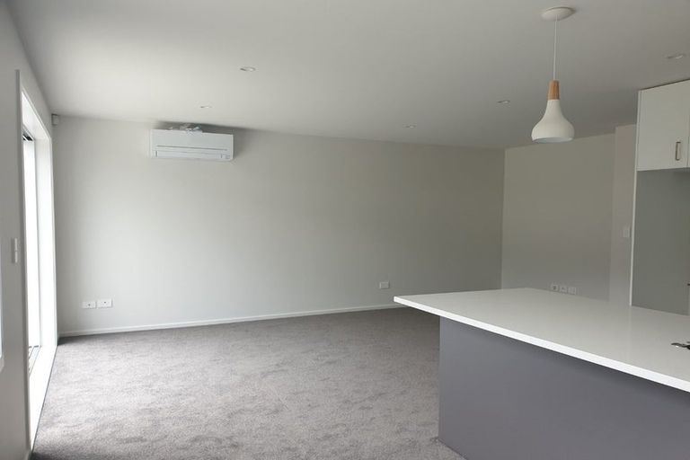 Photo of property in 8 Torea Place, Kenepuru, Porirua, 5022