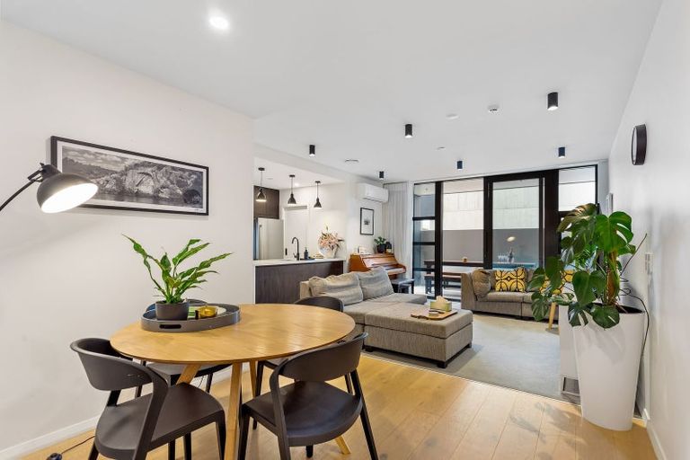 Photo of property in 412/8 Kingsland Terrace, Kingsland, Auckland, 1021