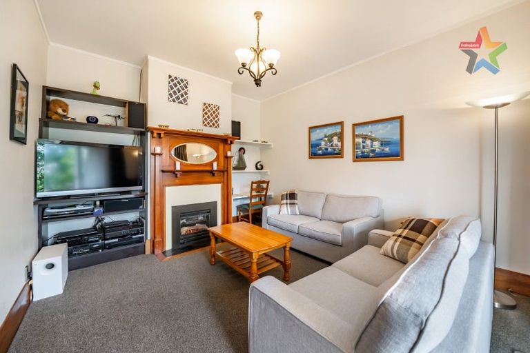 Photo of property in 40 Awamutu Grove, Waiwhetu, Lower Hutt, 5010