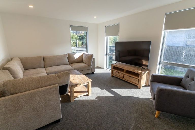 Photo of property in 3 Field View, Bradford, 9011