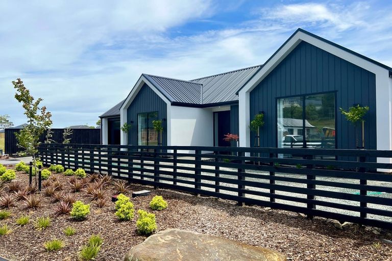 Photo of property in 20 Dray Place, Halswell, Christchurch, 8025