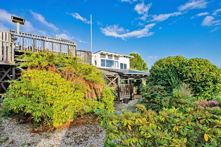 Photo of property in 19 Whalers Crescent, Omaui, Invercargill, 9877