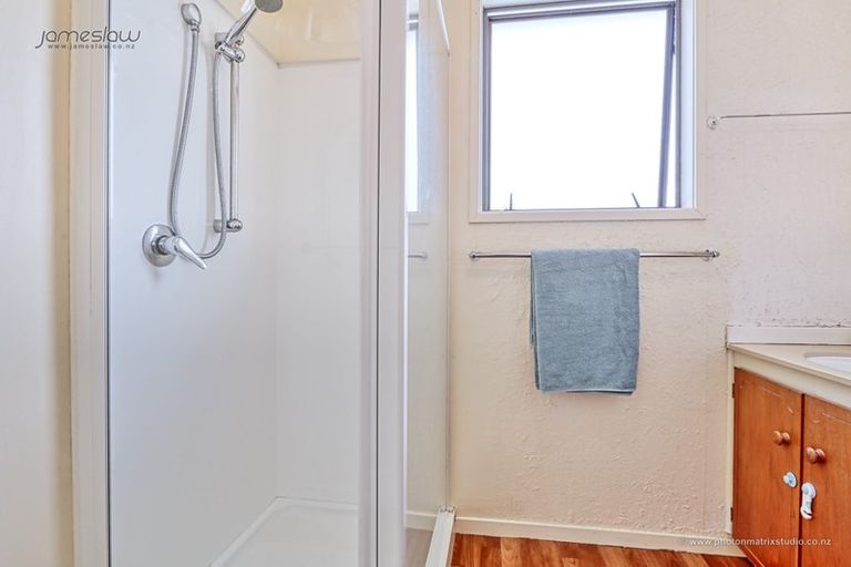 Photo of property in 87 Brunner Road, Glen Eden, Auckland, 0602