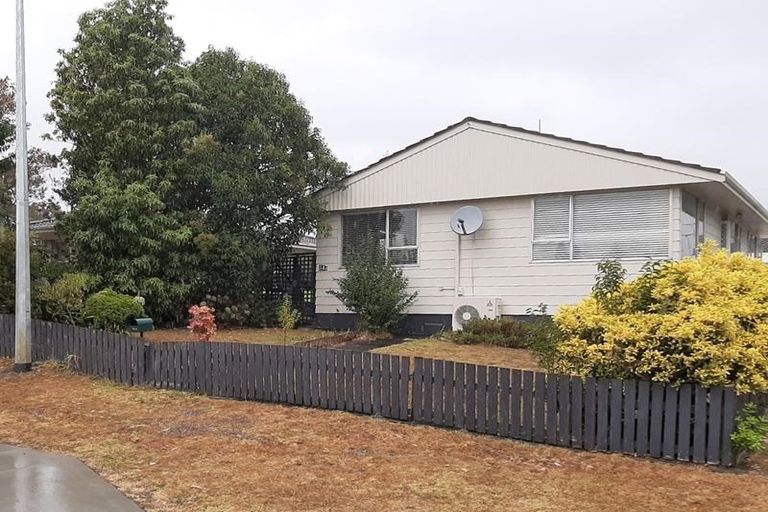 Photo of property in 1/34 Park Estate Road, Rosehill, Papakura, 2113