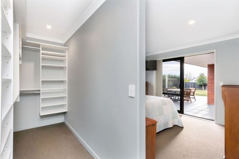 Photo of property in 9 Kahu Street, Pegasus, 7612