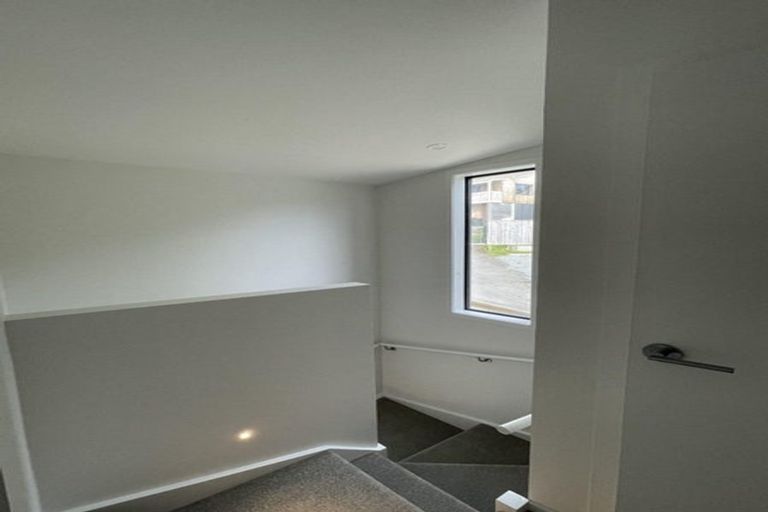 Photo of property in 12/33 Raukawa Street, Stokes Valley, Lower Hutt, 5019