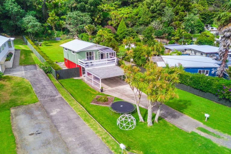 Photo of property in 49 Foster Avenue, Huia, Auckland, 0604