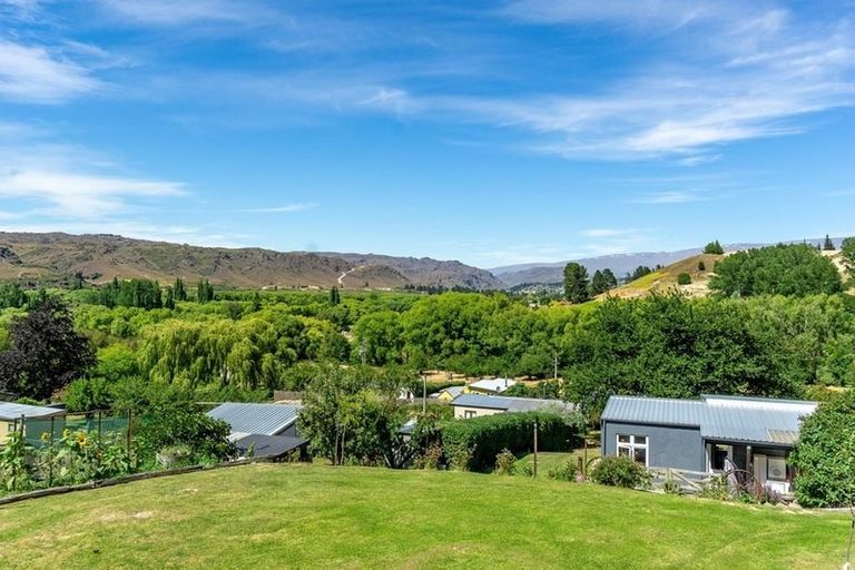 Photo of property in 30 Letts Gully Road, Letts Gully, Alexandra, 9393