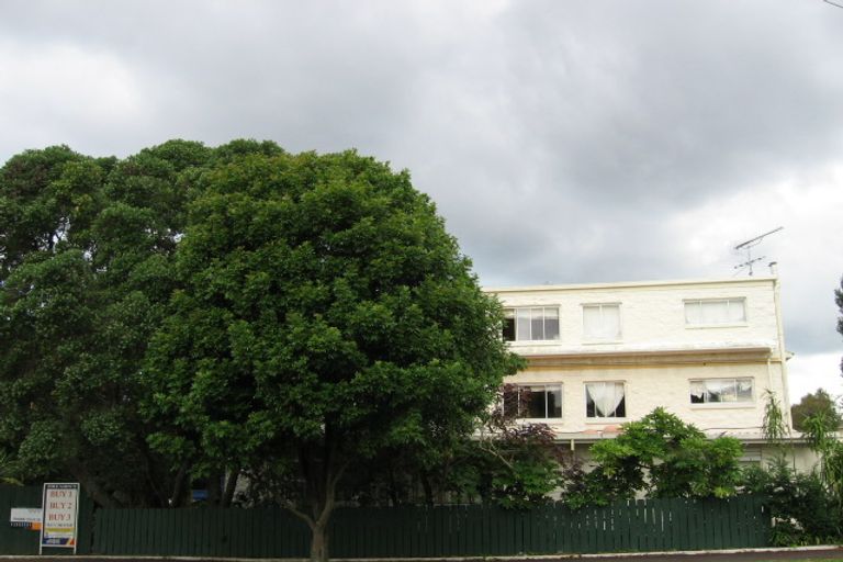 Photo of property in 24/43 Woodward Road, Mount Albert, Auckland, 1025