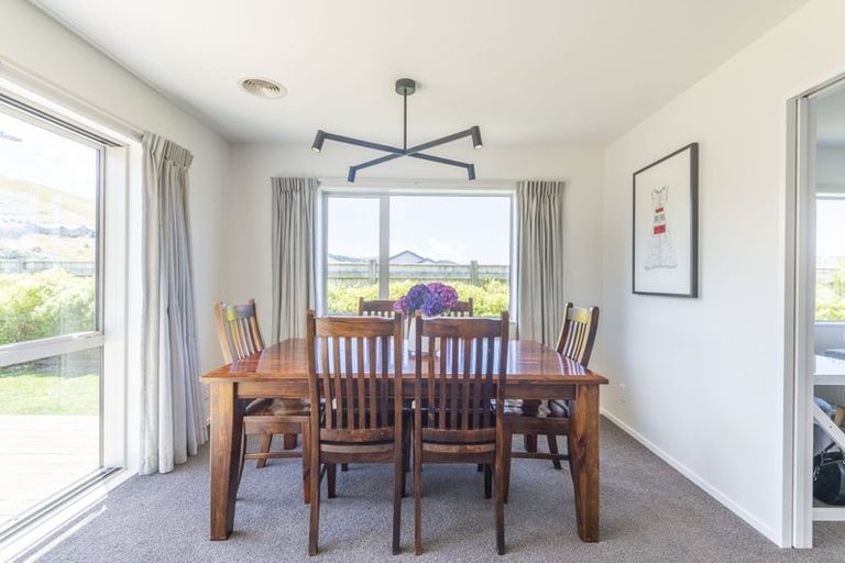 Photo of property in 4 Foxham Terrace, Churton Park, Wellington, 6037
