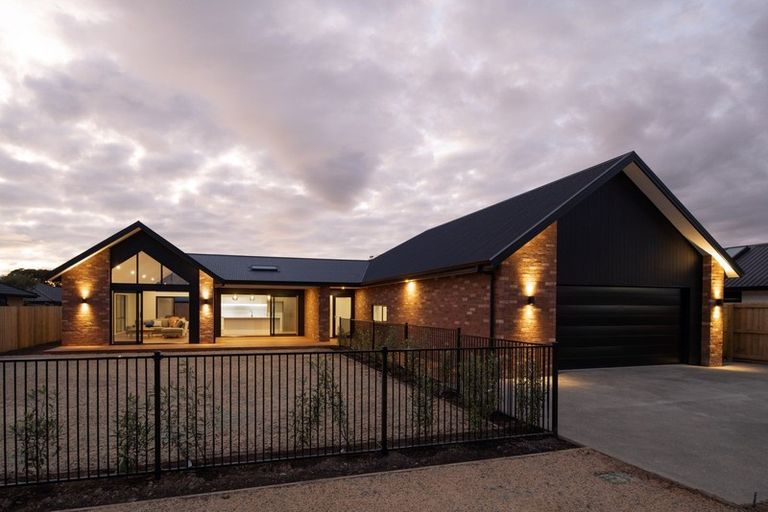 Photo of property in 27 Turnbull Drive, Witherlea, Blenheim, 7201