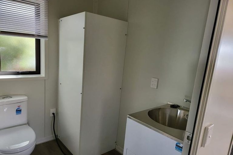 Photo of property in 67 Rhodes Drive, Kelvin Grove, Palmerston North, 4414