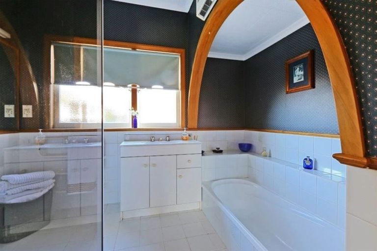 Photo of property in 604 Park Road North, Parkvale, Hastings, 4122