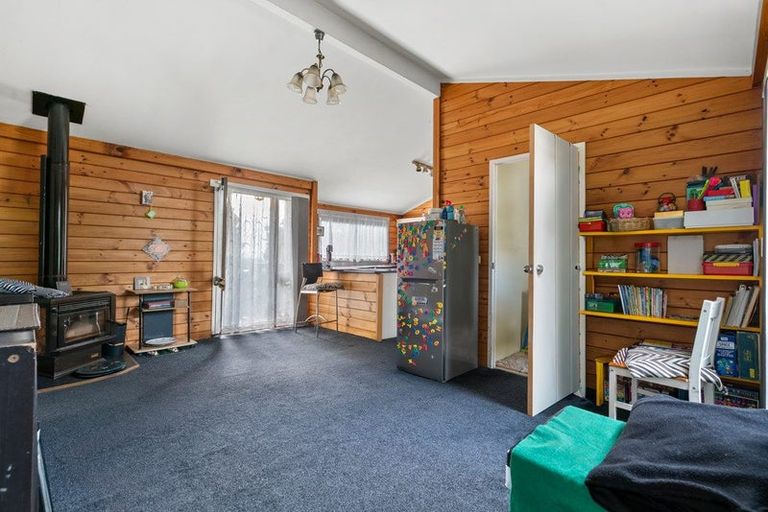 Photo of property in 80 Eugenia Rise, Totara Heights, Auckland, 2105