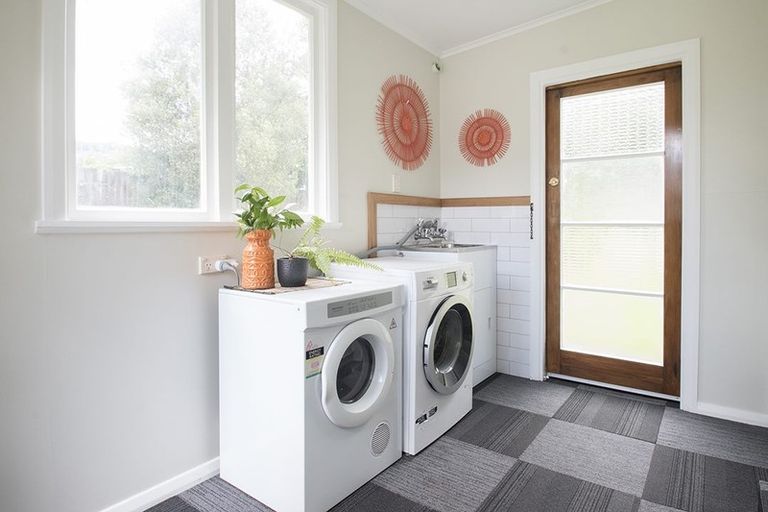 Photo of property in 4 Lynbert Road, Lynmore, Rotorua, 3010