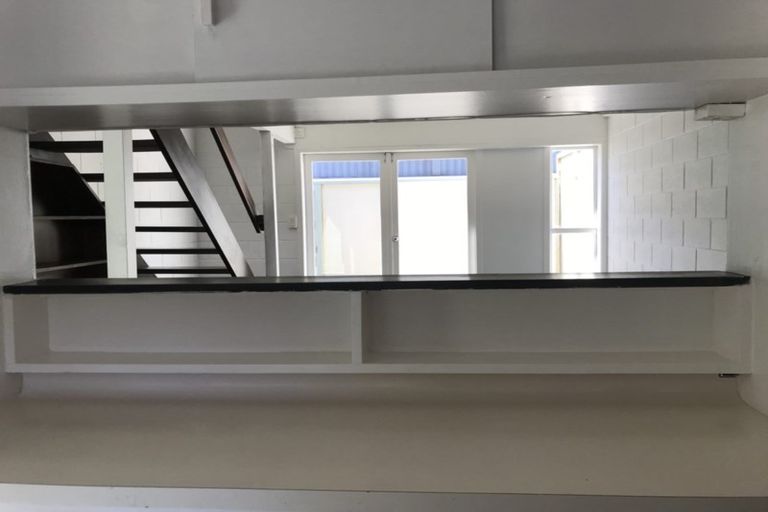 Photo of property in 11 Mckinley Crescent, Brooklyn, Wellington, 6021