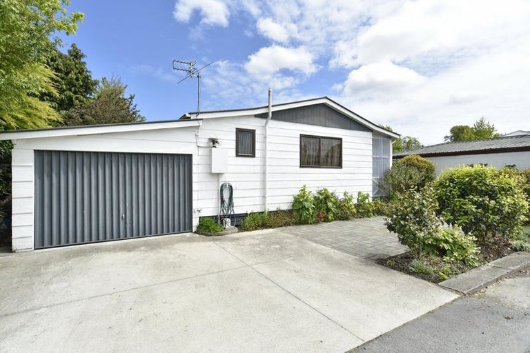 Photo of property in 413a High Street, Rangiora, 7400