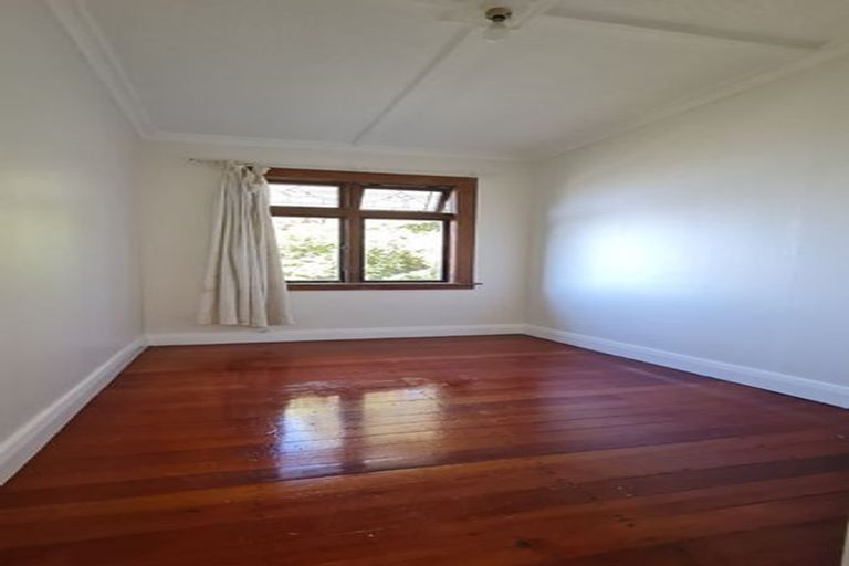 Photo of property in 26 Honiana Te Puni Street, Aro Valley, Wellington, 6021