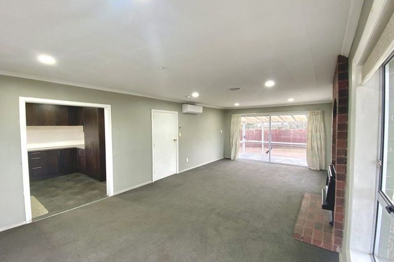 Photo of property in 116 Kendal Avenue, Burnside, Christchurch, 8053