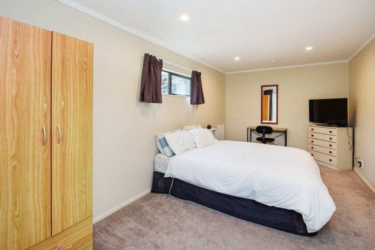 Photo of property in 90 Brightwater Terrace, Terrace End, Palmerston North, 4410