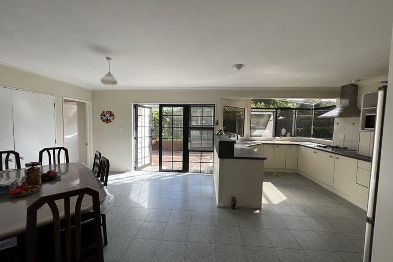 Photo of property in 1/94 Jutland Road, Hauraki, Auckland, 0622