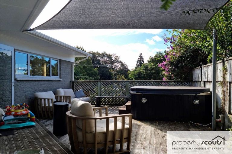 Photo of property in 23 Clawton Street, Westown, New Plymouth, 4310