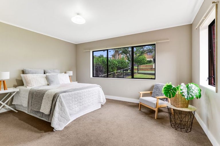 Photo of property in 16 Glendale Drive, Dinsdale, Hamilton, 3204