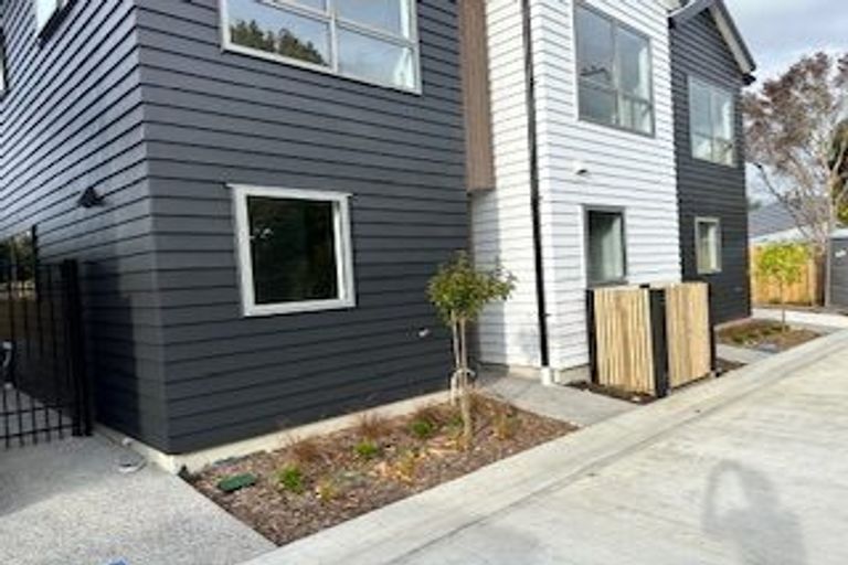 Photo of property in 3/10 Marion Street, Silverstream, Upper Hutt, 5019