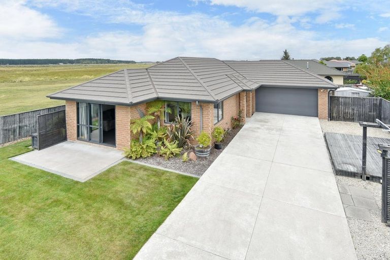 Photo of property in 8 Brockelbank Drive, Kaiapoi, 7630