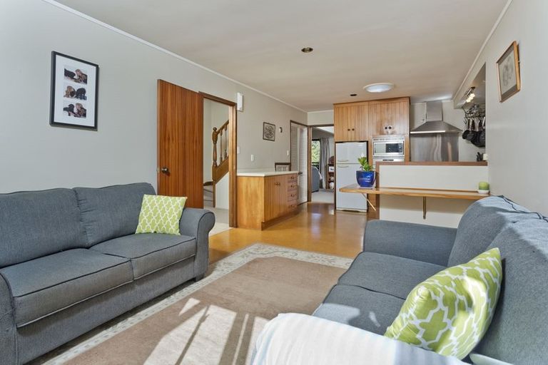 Photo of property in 2/14 Kauri Road, Birkenhead, Auckland, 0626