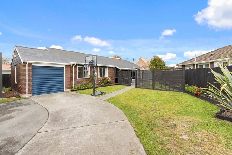 Photo of property in 34 Arcon Drive, Broomfield, Christchurch, 8042