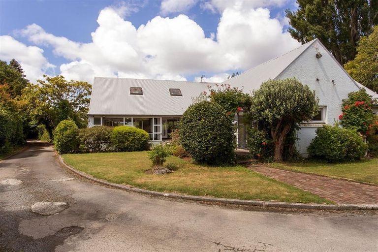 Photo of property in 91 Wairakei Road, Bryndwr, Christchurch, 8053