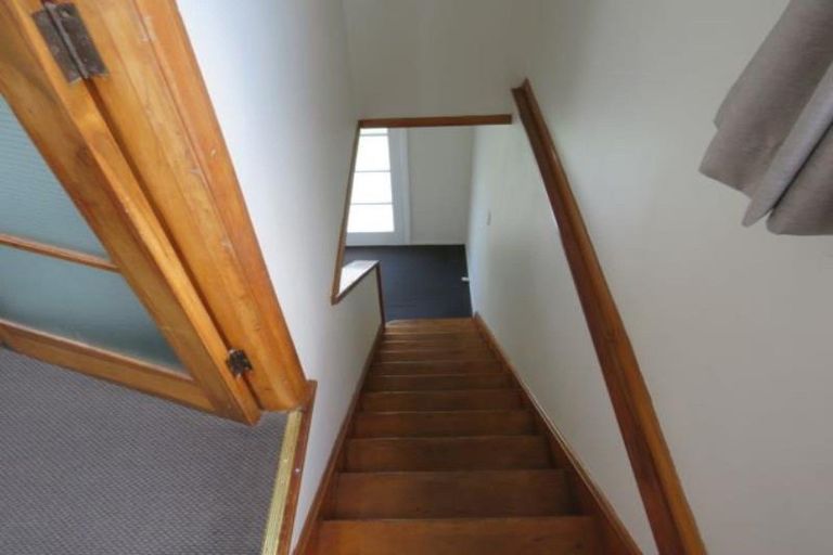 Photo of property in 34 Cook Street, Marfell, New Plymouth, 4310