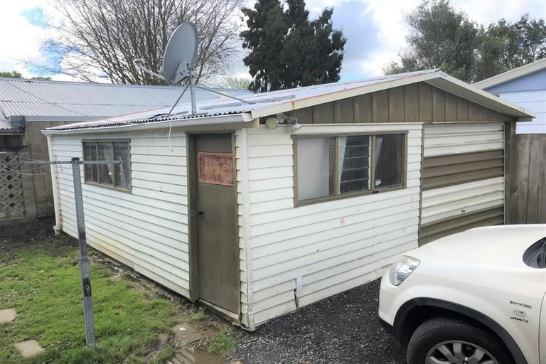 Photo of property in 12 Willis Street, Bader, Hamilton, 3206