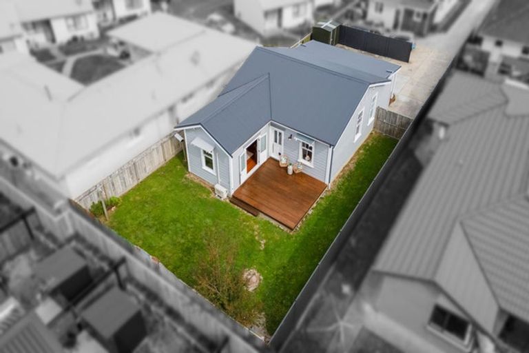 Photo of property in 27a Liverpool Street, Trentham, Upper Hutt, 5018