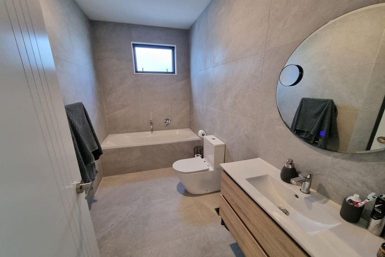 Photo of property in 87 Tarapuka Road, Westgate, Auckland, 0814