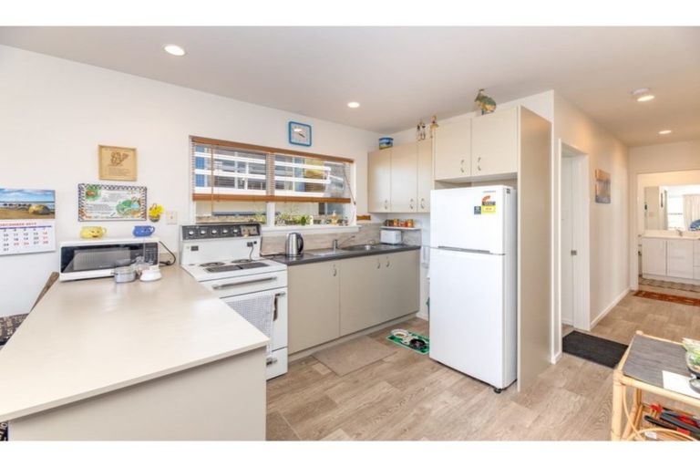 Photo of property in 1/528 Marine Parade, South New Brighton, Christchurch, 8062