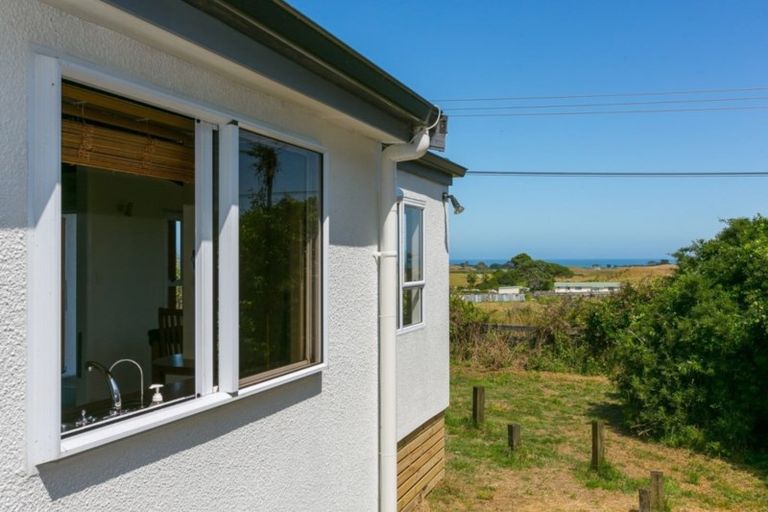 Photo of property in 6380 South Road, Pungarehu, Opunake, 4685