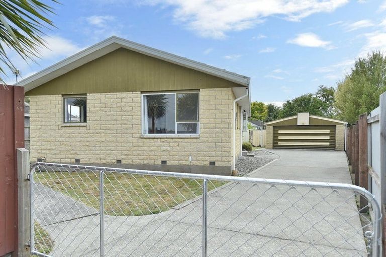 Photo of property in 12 Rangiora Woodend Road, Woodend, 7610
