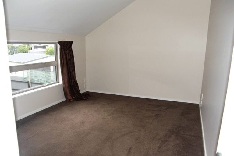 Photo of property in 1/100 Hastings Street West, Sydenham, Christchurch, 8023