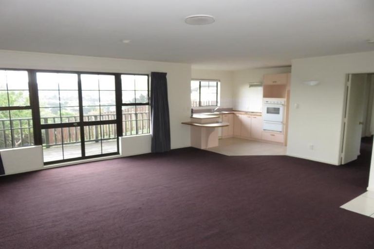 Photo of property in 28 Dominica Crescent, Grenada Village, Wellington, 6037