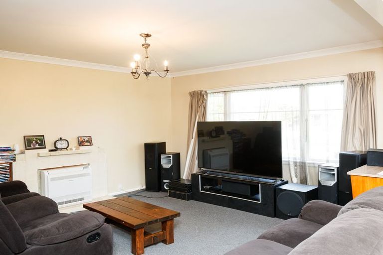 Photo of property in 5 Strathmore Place, Awapuni, Palmerston North, 4412