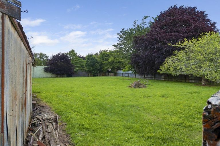 Photo of property in 16 Moir Street, Eltham, 4322