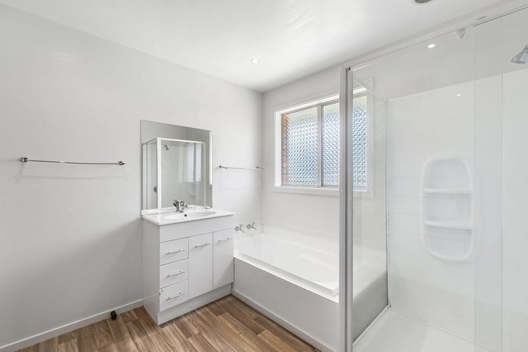 Photo of property in 19 Rutherglen Avenue, Ilam, Christchurch, 8041