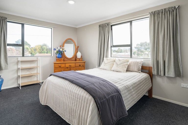 Photo of property in 43 Holdaway Street, Riversdale, Blenheim, 7201